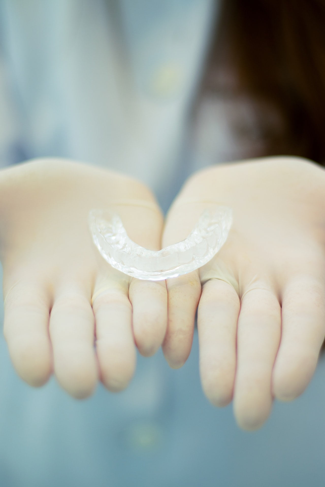 Les Aligneurs Invisalign Sont Pratiquement Invisibles Les Aligneurs Invisalign Sont Pratiquement Invisibles