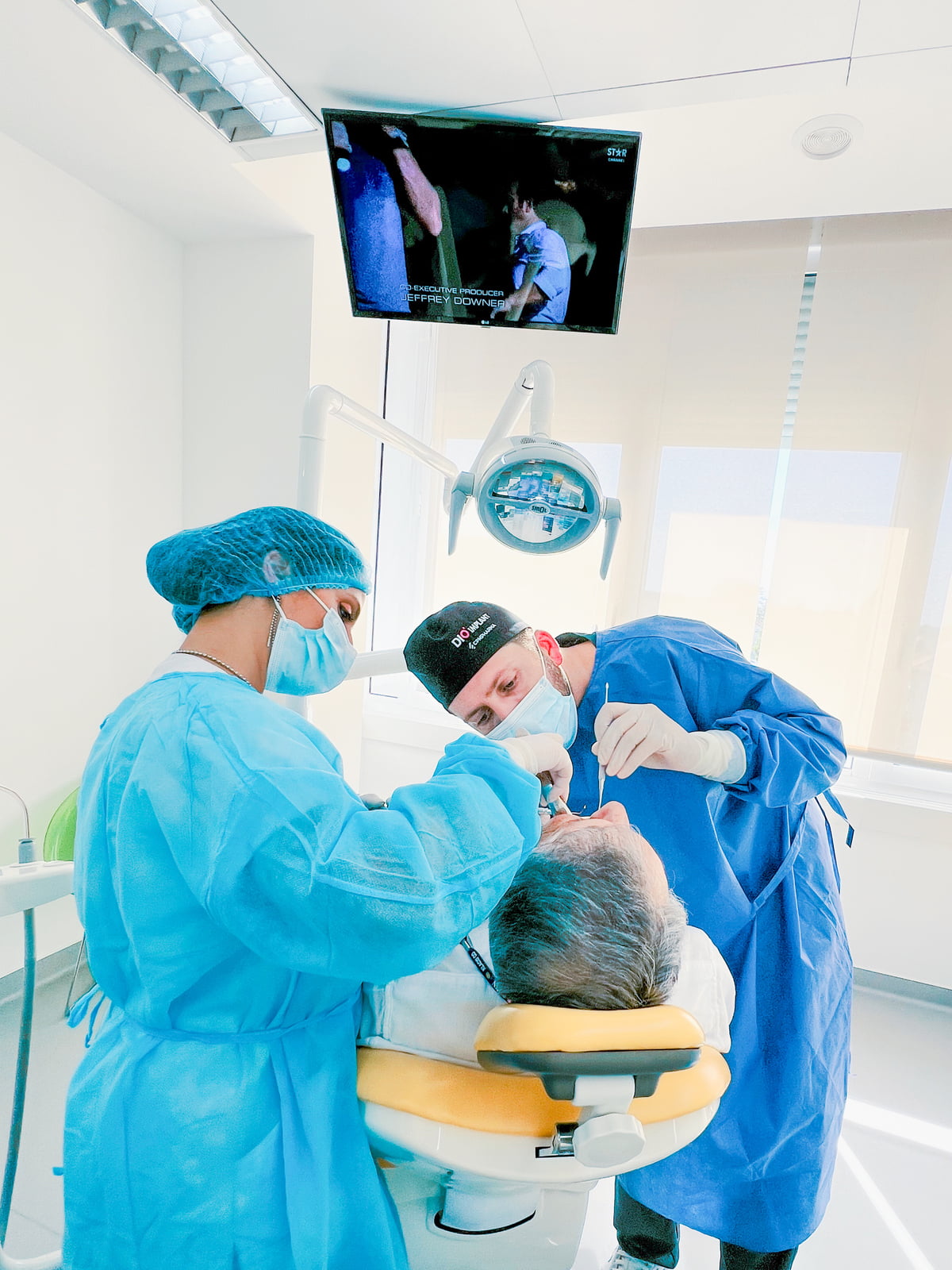 Implant dentaire et mise en charge immédiate