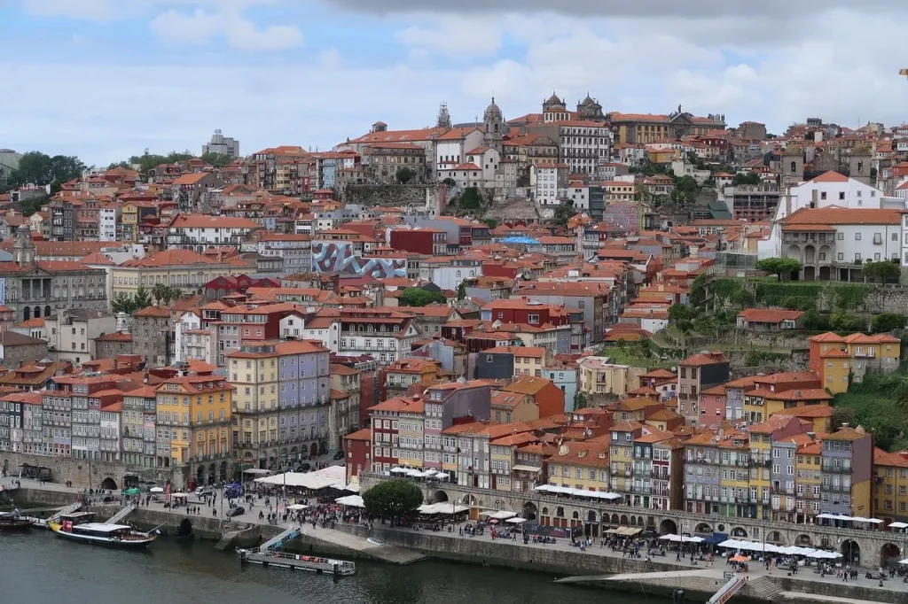 Tourisme dentaire Portugal : le choix malin pour des soins dentaires de qualité 1 Tourisme dentaire Portugal