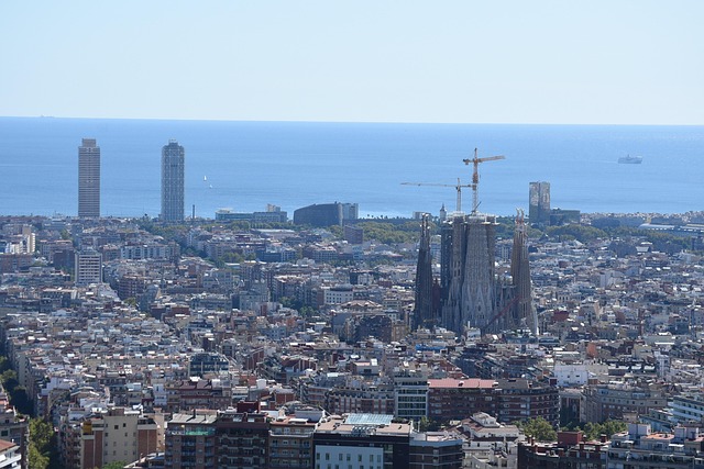 vue de Barcelone pour un projet de tourisme dentaire en Espagne
